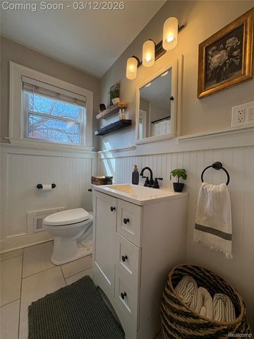 270 Winry Drive, Rochester Hills, MI 48307