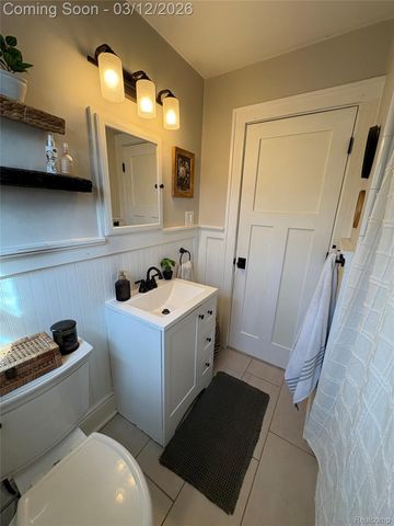 270 Winry Drive, Rochester Hills, MI 48307