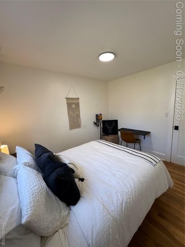 270 Winry Drive, Rochester Hills, MI 48307