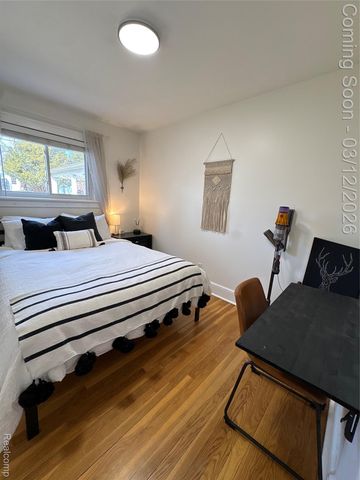 270 Winry Drive, Rochester Hills, MI 48307