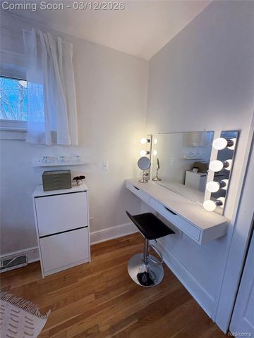 270 Winry Drive, Rochester Hills, MI 48307