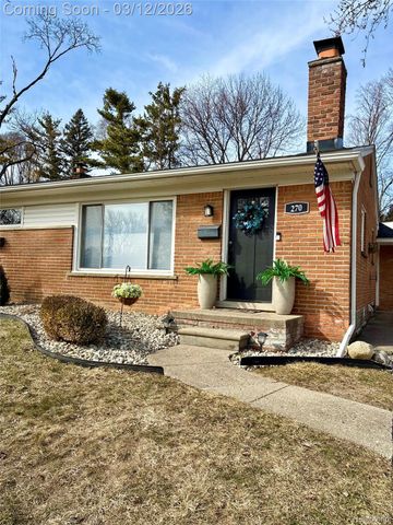 270 Winry Drive, Rochester Hills, MI 48307