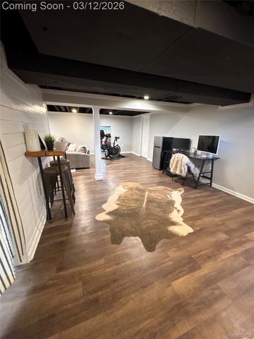 270 Winry Drive, Rochester Hills, MI 48307