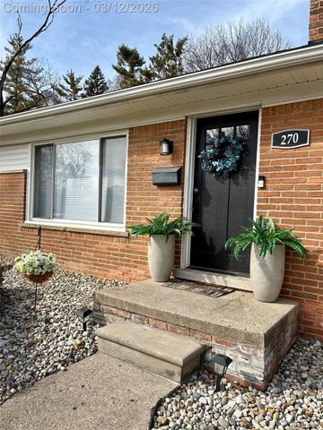 270 Winry Drive, Rochester Hills, MI 48307