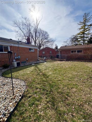 270 Winry Drive, Rochester Hills, MI 48307