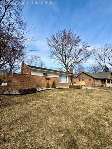 270 Winry Drive, Rochester Hills, MI 48307