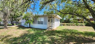 112 BLUEBONNET RD, La Vernia, TX 78121