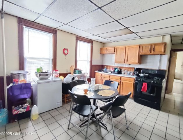 113 DeGraff Street, Schenectady, NY 12308