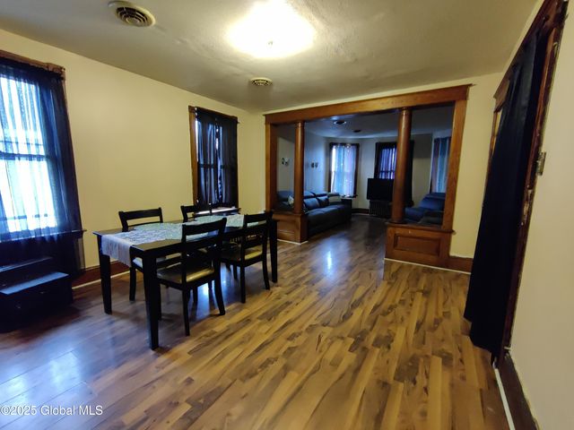 113 DeGraff Street, Schenectady, NY 12308