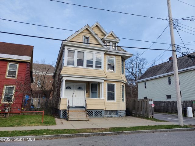 113 DeGraff Street, Schenectady, NY 12308