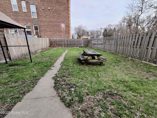 113 DeGraff Street, Schenectady, NY 12308