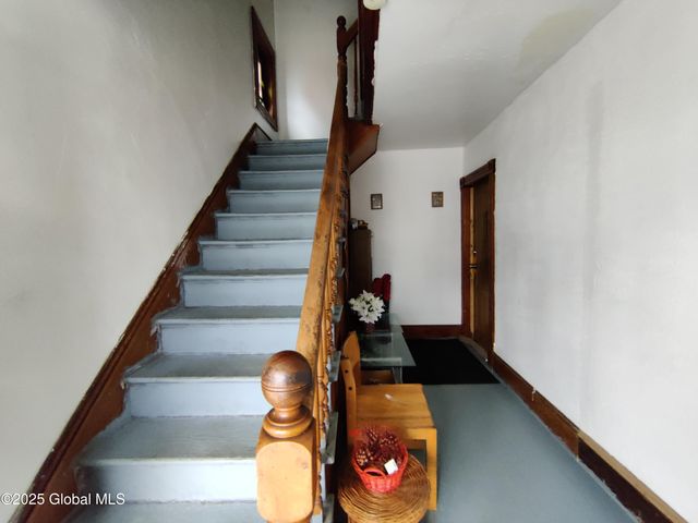 113 DeGraff Street, Schenectady, NY 12308