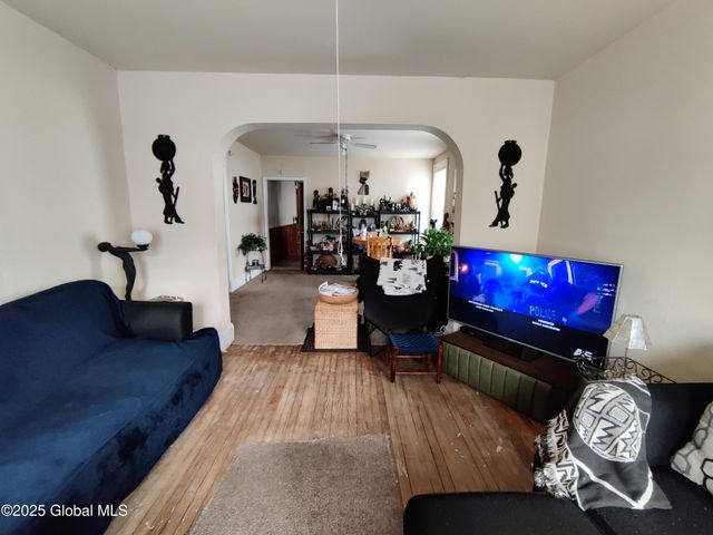 113 DeGraff Street, Schenectady, NY 12308