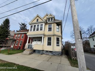 113 DeGraff Street, Schenectady, NY 12308