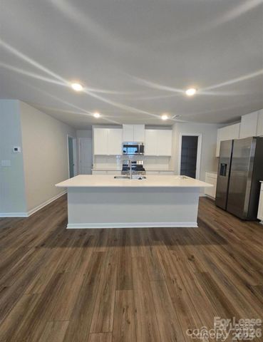 13123 Hampton Bay Lane, Charlotte, NC 28262