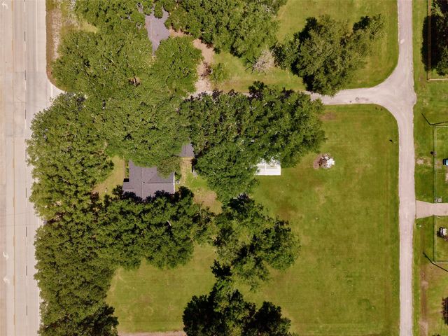 16103 Highway 36, Needville, TX 77461