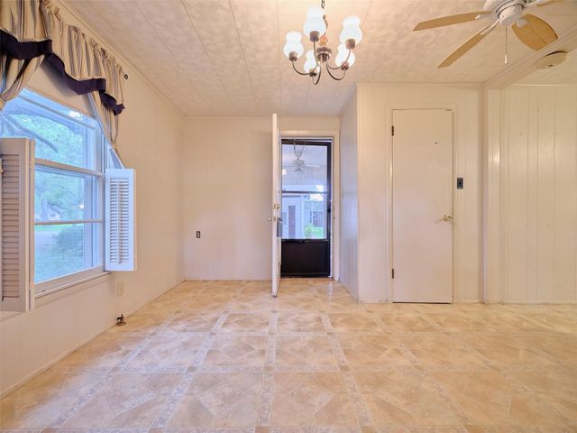 16103 Highway 36, Needville, TX 77461