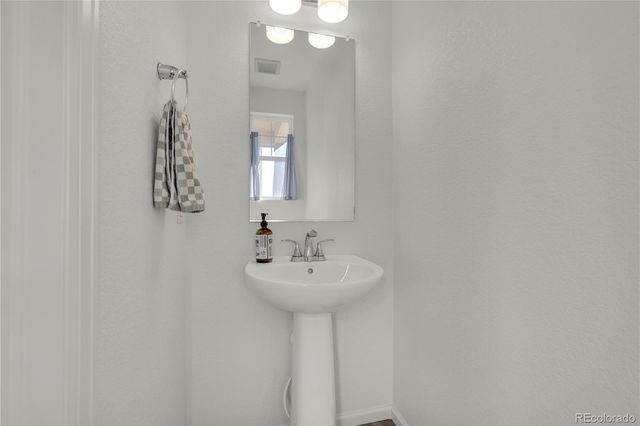 28436 E 6th Place, Watkins, CO 80137