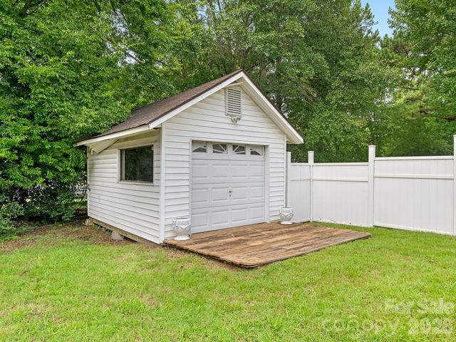 5808 Ryder Avenue, Charlotte, NC 28226