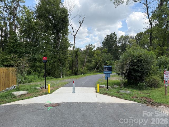 5808 Ryder Avenue, Charlotte, NC 28226