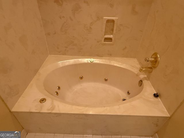 121 Woodcrest Drive, Eatonton, GA 31024