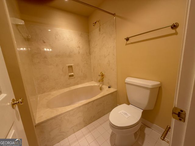 121 Woodcrest Drive, Eatonton, GA 31024