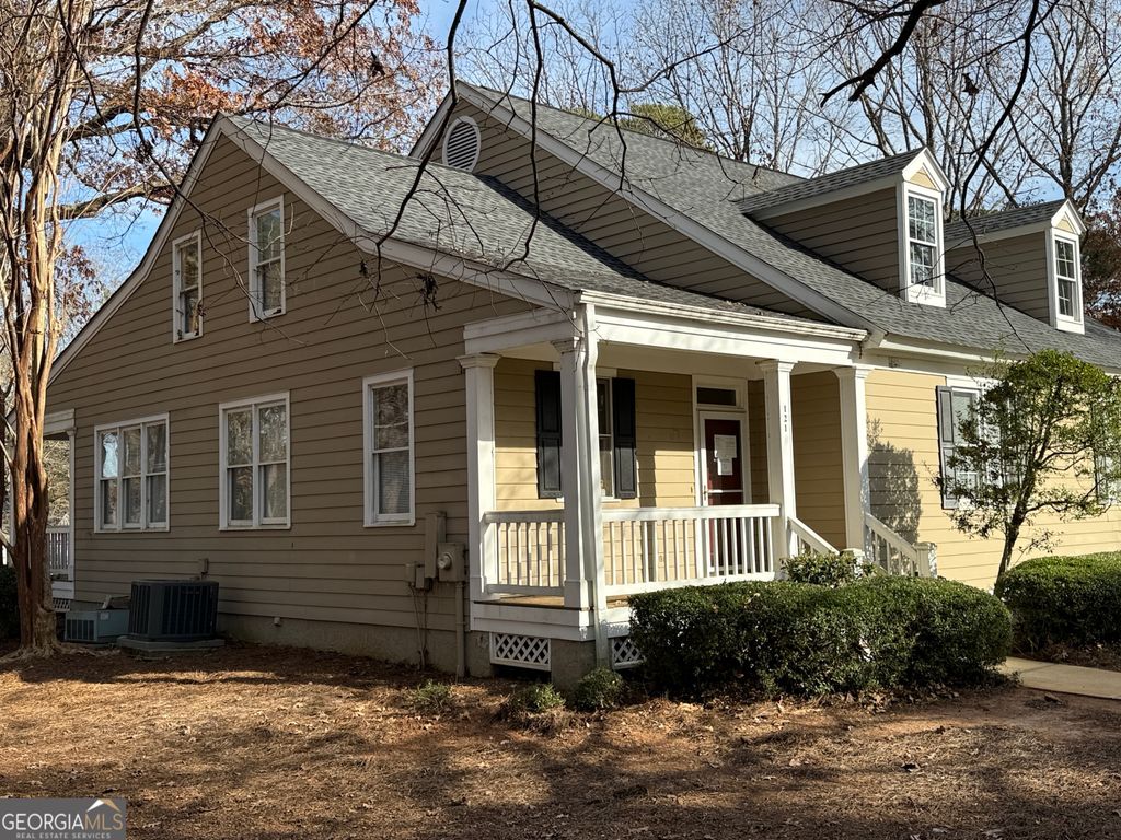 121 Woodcrest Drive, Eatonton, GA 31024