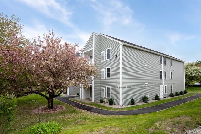 7A Marc Drive 10, Plymouth, MA 02360