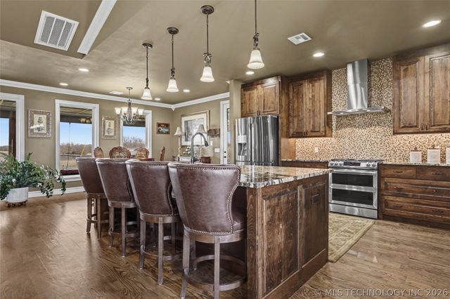 4011 E 201st Street S, Mounds, OK 74047