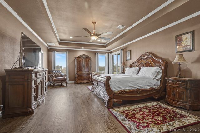 4011 E 201st Street S, Mounds, OK 74047