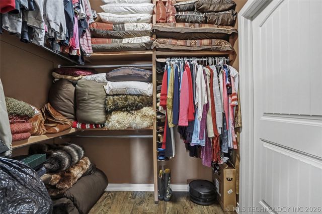 4011 E 201st Street S, Mounds, OK 74047