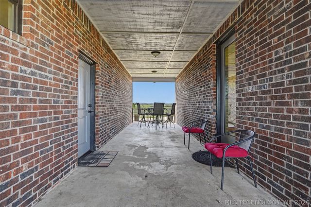 4011 E 201st Street S, Mounds, OK 74047