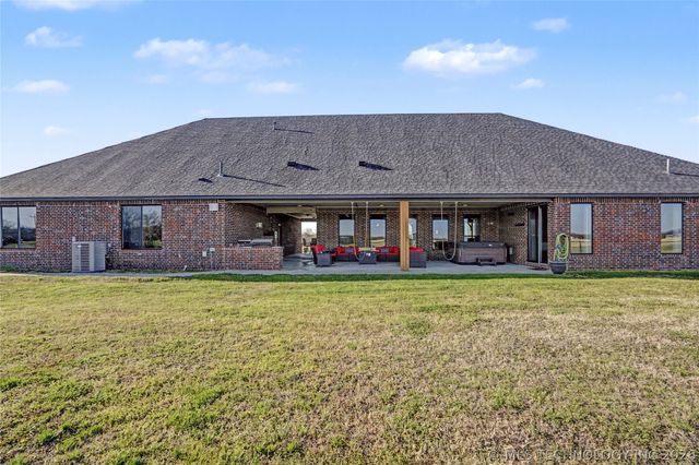 4011 E 201st Street S, Mounds, OK 74047