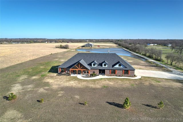 4011 E 201st Street S, Mounds, OK 74047