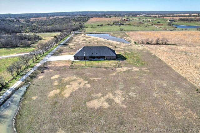 4011 E 201st Street S, Mounds, OK 74047