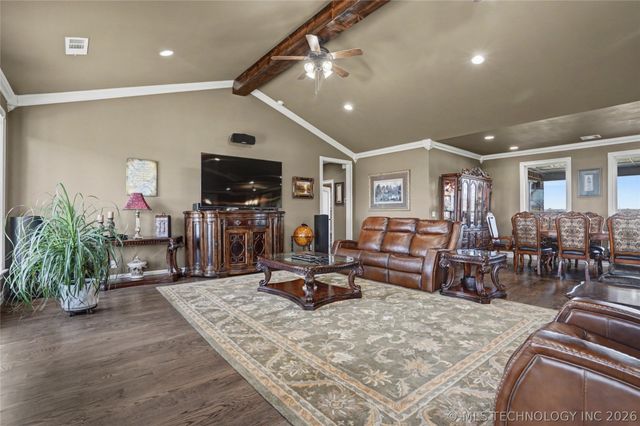 4011 E 201st Street S, Mounds, OK 74047