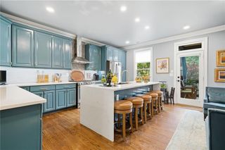 535 Canton Walk, Roswell, GA 30075