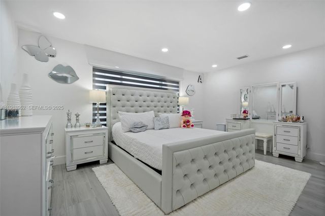 850 SW 31st Ave, Fort Lauderdale, FL 33312