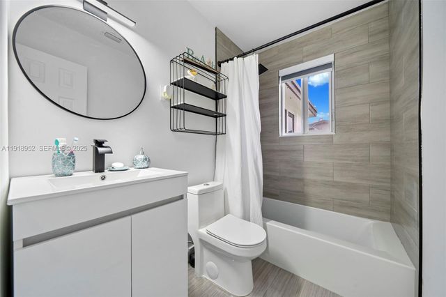 850 SW 31st Ave, Fort Lauderdale, FL 33312