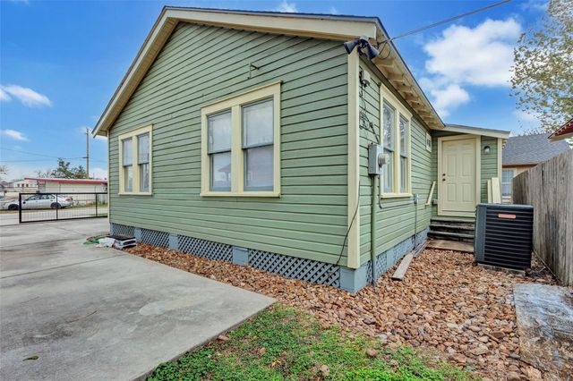 404 E 29th Street, Houston, TX 77008