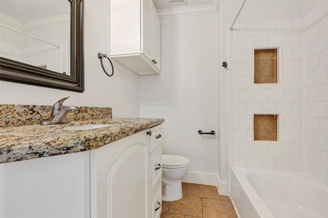 404 E 29th Street, Houston, TX 77008