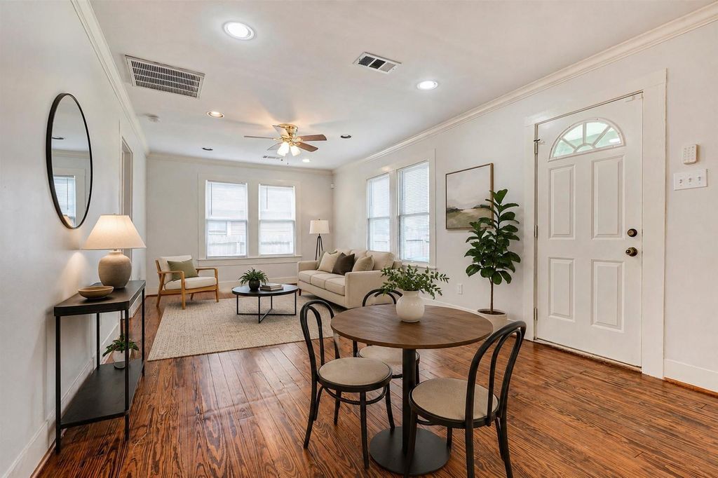 404 E 29th Street, Houston, TX 77008