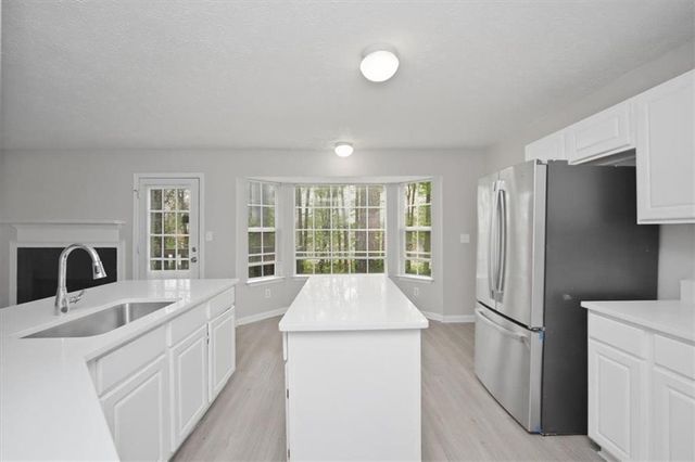 2370 Burdett Ridge, Atlanta, GA 30349