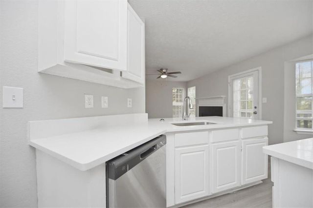 2370 Burdett Ridge, Atlanta, GA 30349