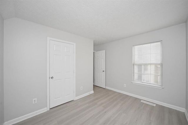 2370 Burdett Ridge, Atlanta, GA 30349