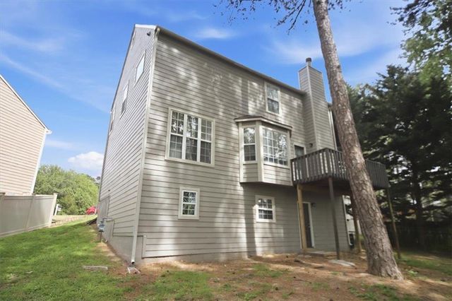 2370 Burdett Ridge, Atlanta, GA 30349