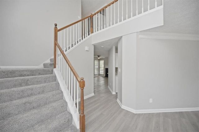 2370 Burdett Ridge, Atlanta, GA 30349