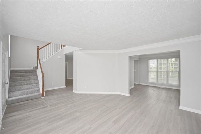 2370 Burdett Ridge, Atlanta, GA 30349