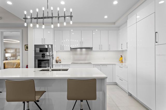 2103 BAYSHORE BOULEVARD 605, Tampa, FL 33606