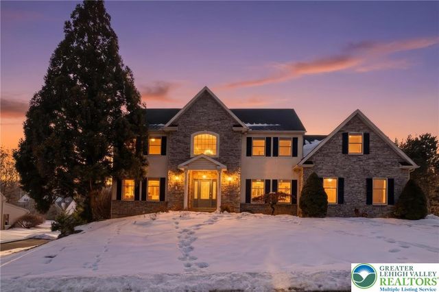 6285 Whitetail Drive, Upper Saucon Twp, PA 18036